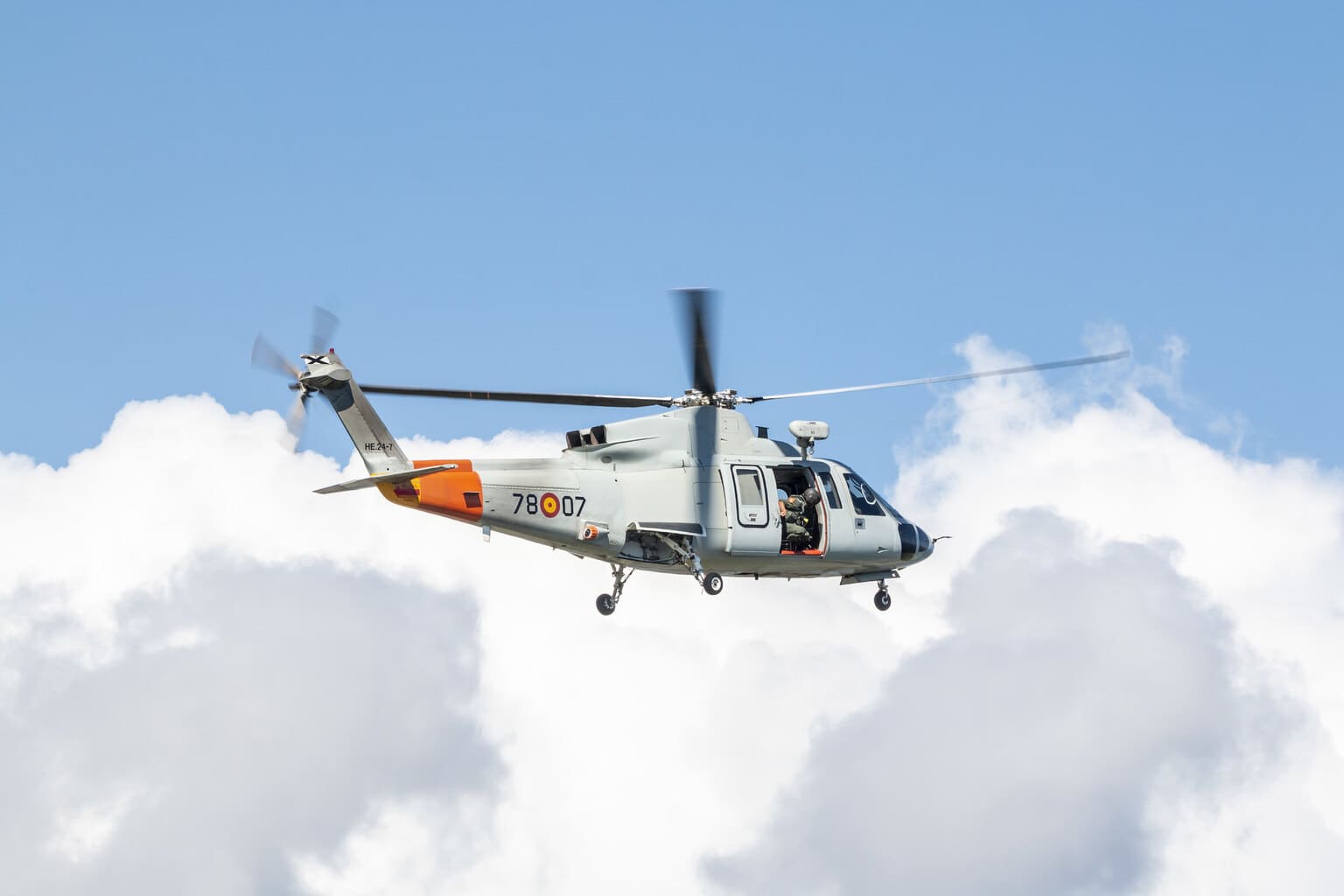Sikorsky S-76